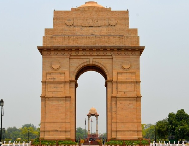 Delhi, Agra, Madura Dubai Tour | Bestination Holidays